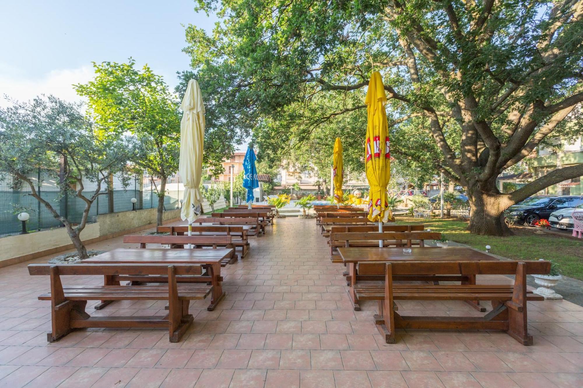 Biergarten Медулин Экстерьер фото